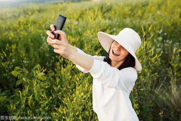 我只想安静地造神